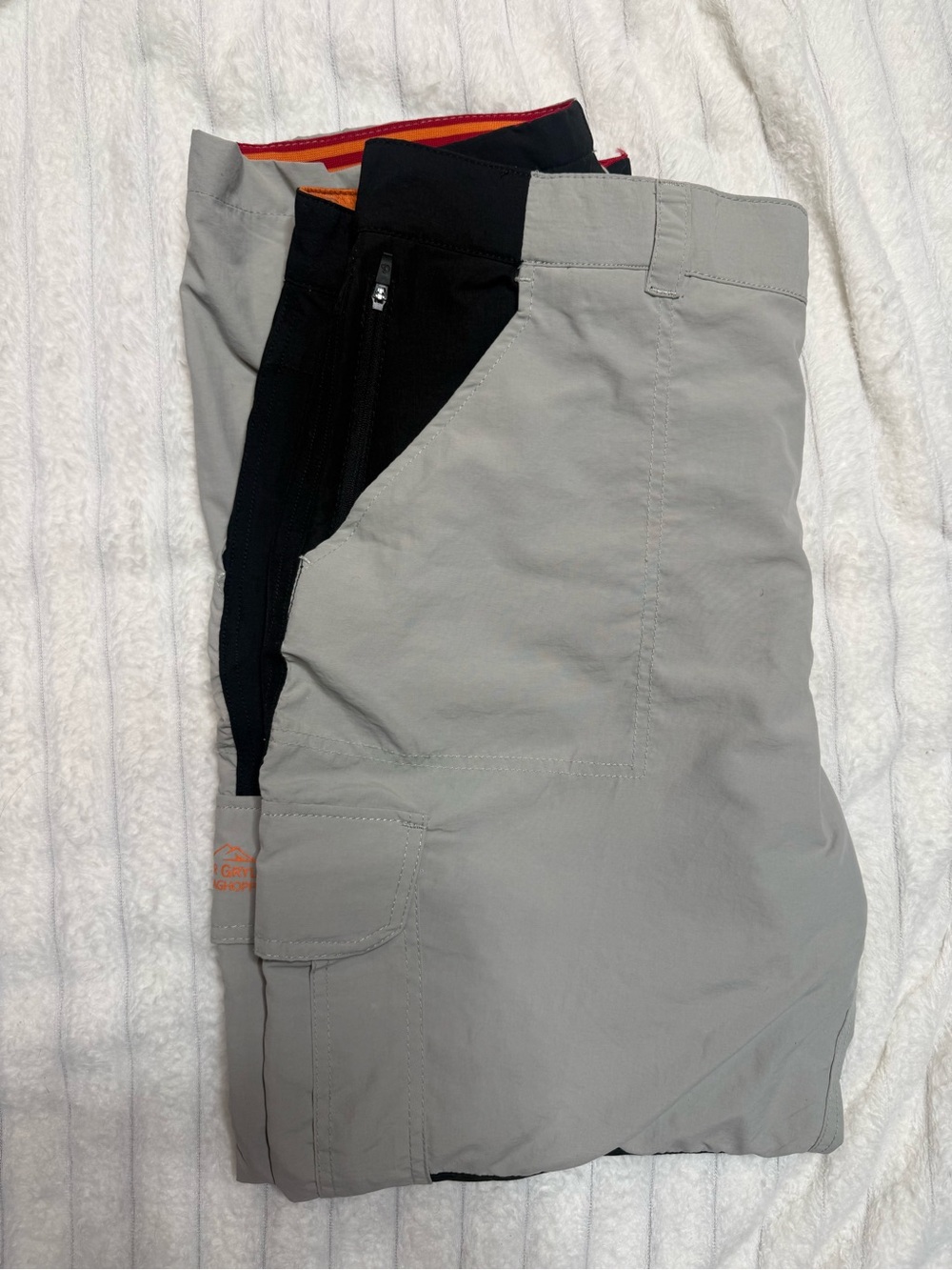 Craghoppers Bear Grylls NWT MENS Lightweight  hiking Pants - Light Gray
